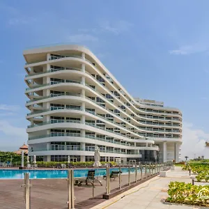 https://dream-inn-apartments-mina-by-azizi.dubaihotelsoffers.com